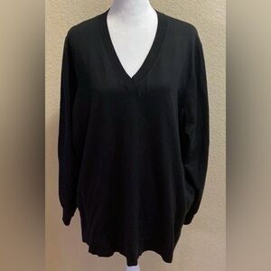 Lands' End Outfitters Solid Black V-Neck Sweater Timeless Style. Size 3 X.